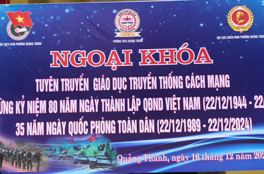  Buổi sinh hoạt tập thể dưới cờ với chủ đề: “Uống nước nhớ nguồn” tháng 12/2024
